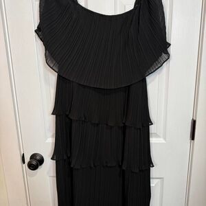 Arula Women's Black Dress